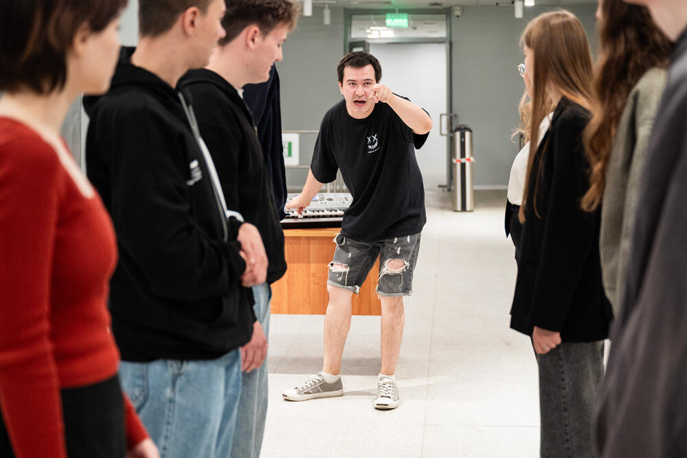 На изображении репетиция вокального коллектива НИТУ МИСИС