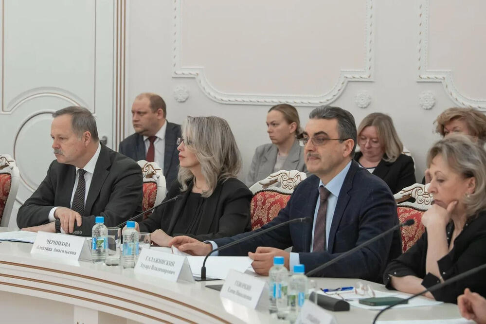 Продление пилотного проекта по изменению уровней образования обсудили на совещании в Минобрнауки России