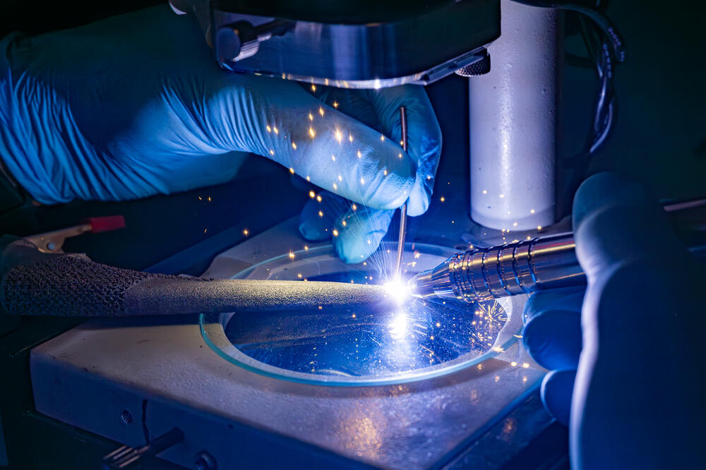 Процесс пайки до нанесения покрытия на аддитивный протез